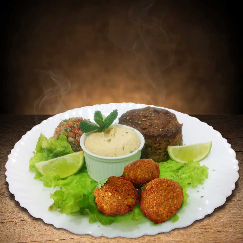 Prato_combinado_vegetariano_2_falafel